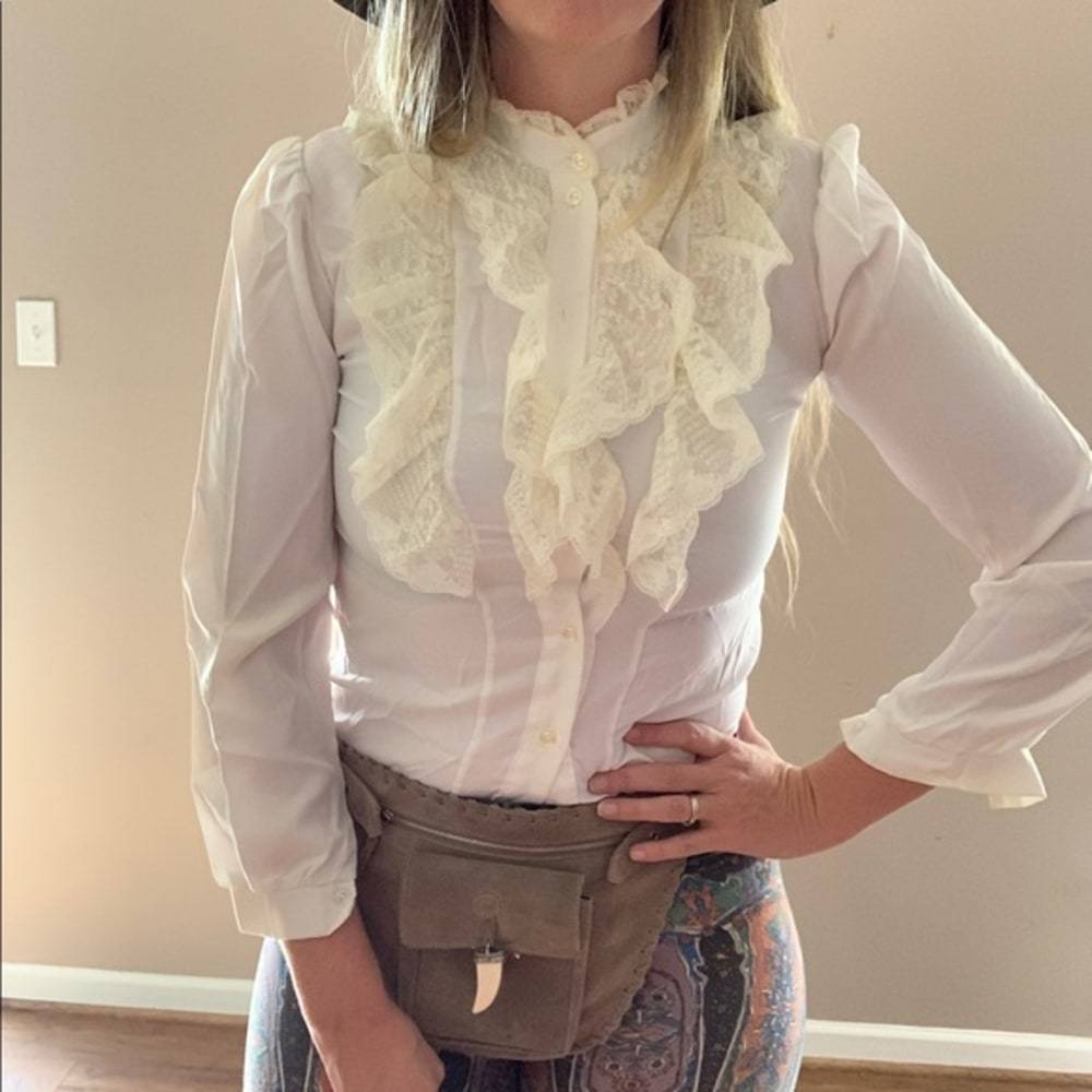 Vintage 1970s High Neck Victorian Lace Blouse - Picture 5 of 8